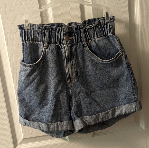 H&M Paperbag Denim Shorts | Size XS - Picture 8 of 9